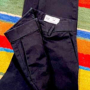 Men’s black khaki pants